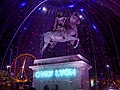La Fête des Lumières se déroule autour du 8 décembre où pendant quatre jours Lyon se transforme en théâtre de lumière...