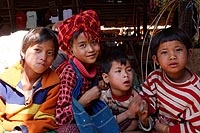 Myanmar Birmanie experience : marché de In Dein, Lac Inlé